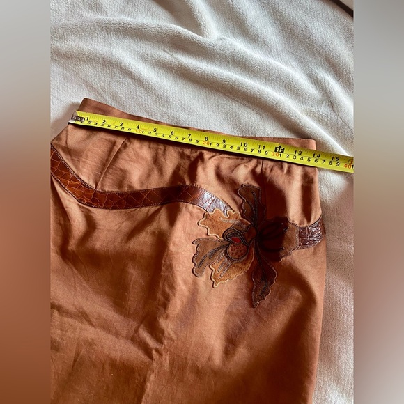 GUCCI vintage pencil skirt size 44 - Picture 7 of 9